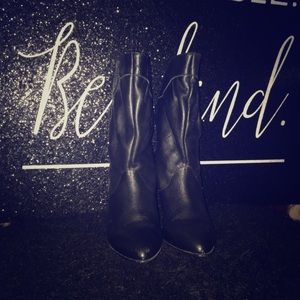 Chandlers vintage retro Black leather booties